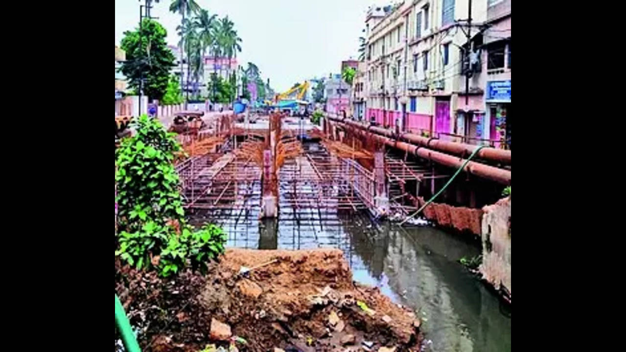 Drain Project: Hc Seeks Report On Progress Of Drain Project In Cuttack |  Cuttack News - Times of India