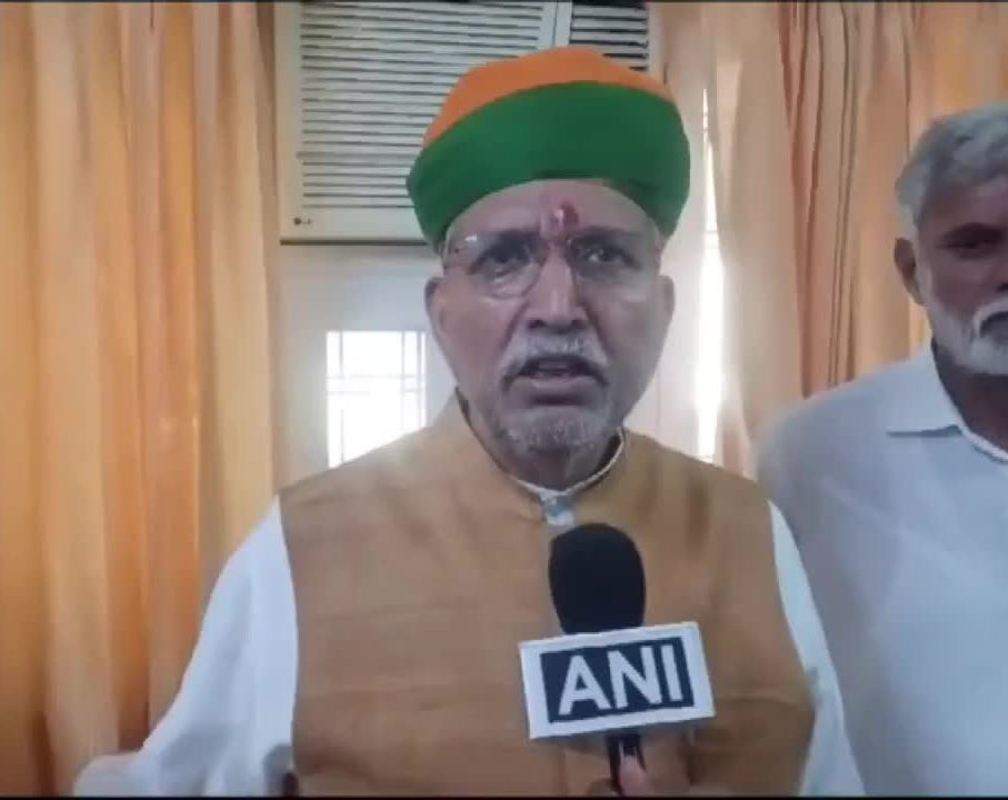 
Kailash Meghwal was threatening me from the stage: MoS Arjun Ram Meghwal on Kailash Meghwal
