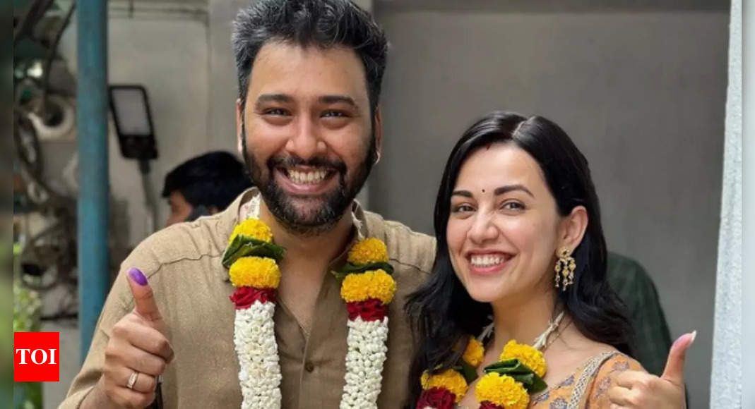 Esha Kansara announces registered marriage with husband Siddharth on ...