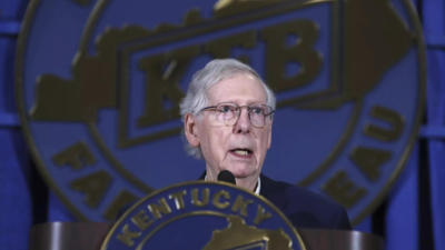 US Senate's McConnell freezes up for second time in public appearance