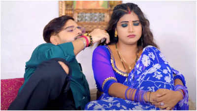 Rakesh Mishra drops a new song 'Mafi Mangani Raja Ji Se'