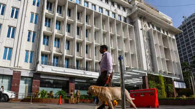 Secretariat in Mumbai searched after bomb threat call but nothing suspicious found; man held