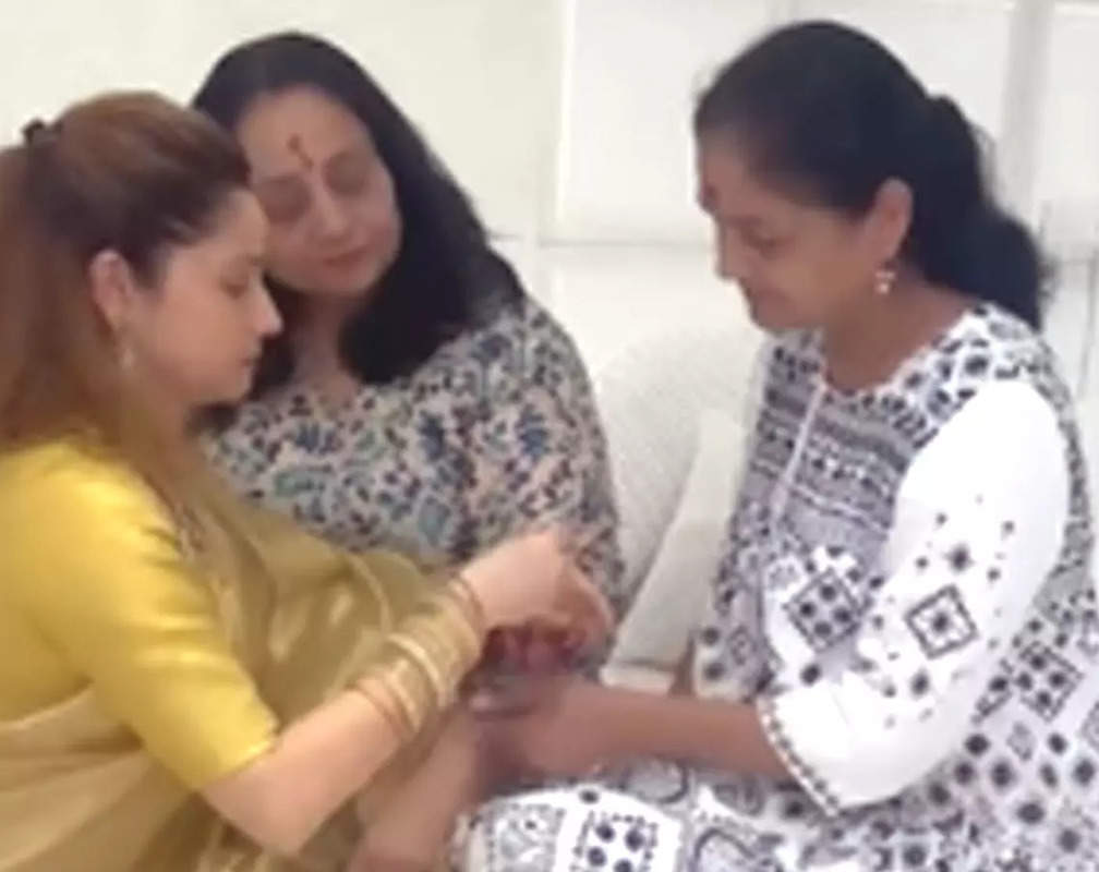 
Ankita Lokhande shares a video celebrating rakhi with her mom and massi
