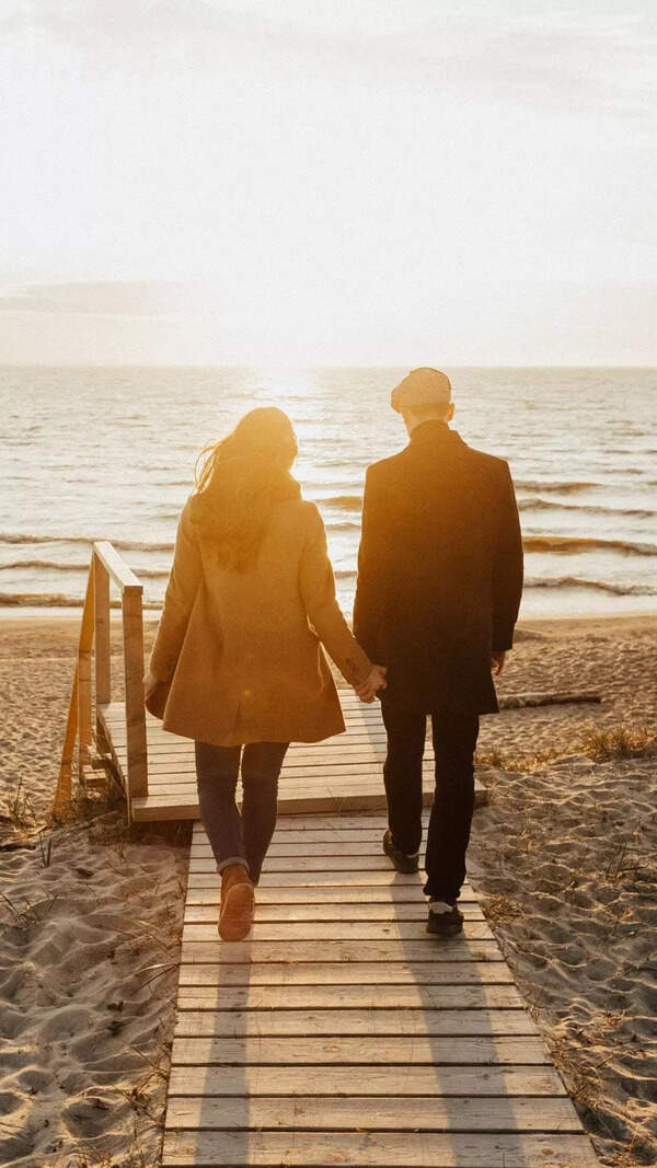 ​7 Signs of Insecurity in a Relationship