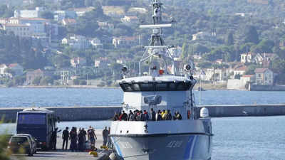 More than 150 migrants in small boats rescued off Greece's Aegean Sea islands