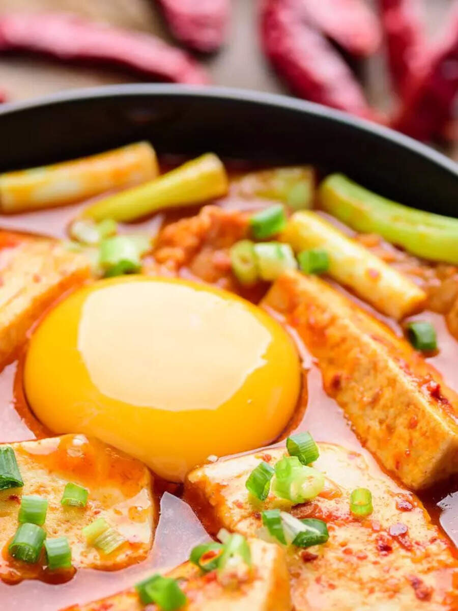 12-best-tasting-and-healthy-korean-soups-times-of-india
