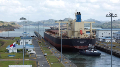 Vessel wait times at Panama Canal increased more than 40% in August