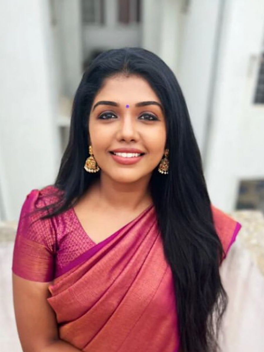10 stunning ethnic looks of Riythvika | Times of India