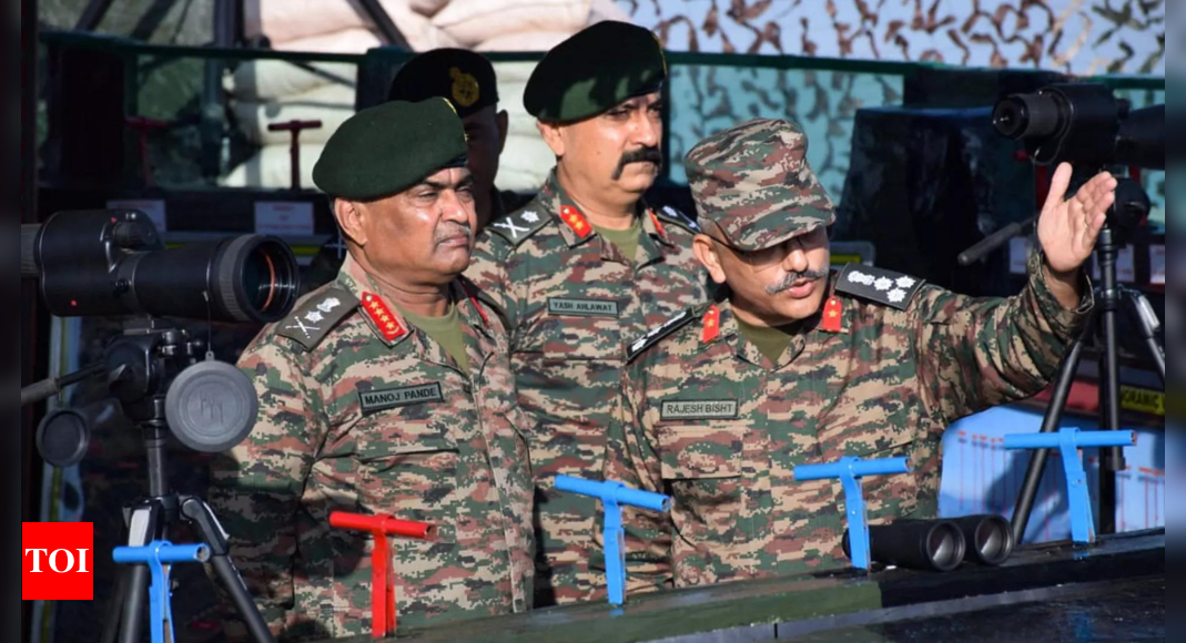 Army: CoAS Visits Forward Areas Along LoC In J&K’s Rajouri, Reviews ...