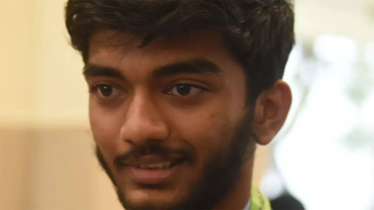 17 year old GM Gukesh surpasses Vishy Anand in the live ratings to