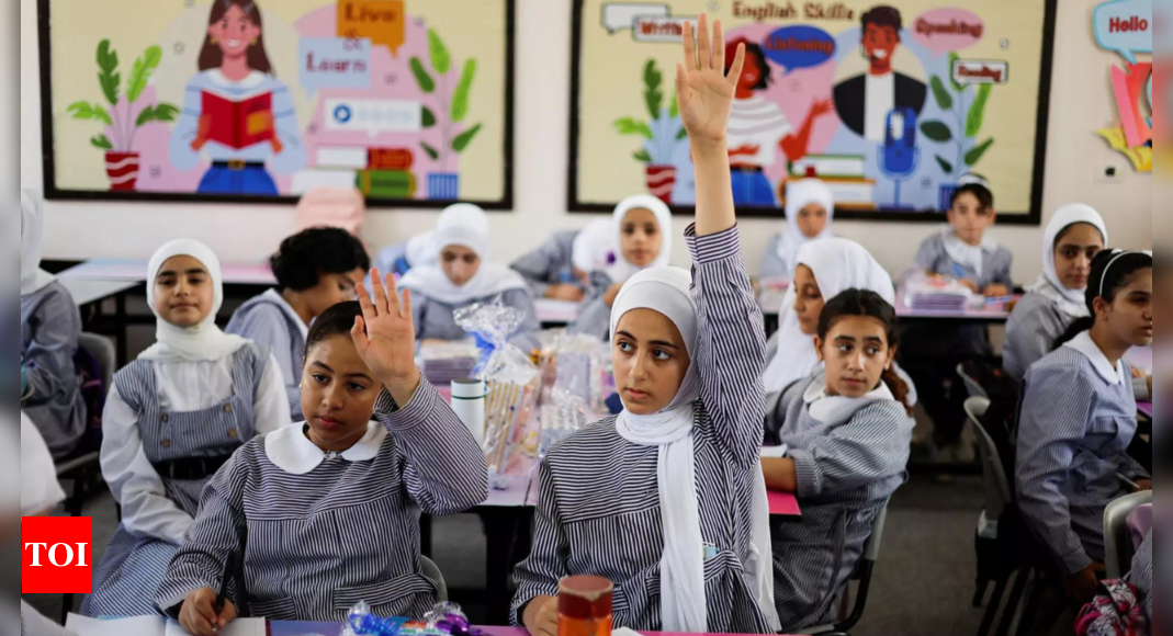 Syrian children return to school amid deep economic crisis – Times of India
