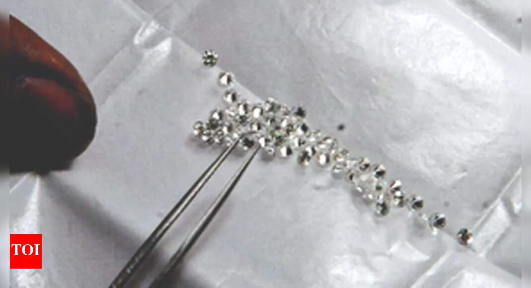 Angadia robbed of diamonds worth Rs 5.5 crore in Surat; five nabbed ...