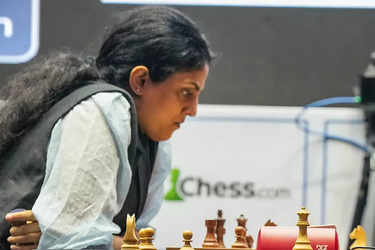 Chess - Divya & Ju Wenjun Battle On The Final Day To Win It All