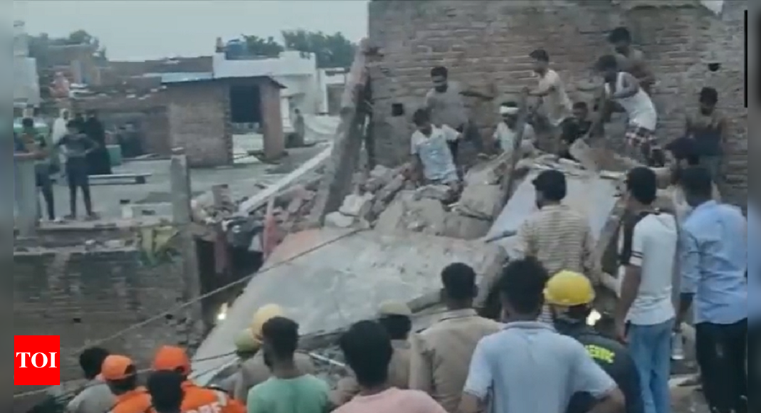 Uttar Pradesh Building Collapse: Two persons killed as building ...