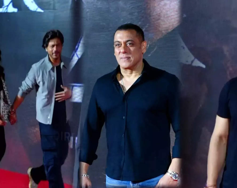 
Legends Shah Rukh Khan, Aamir Khan, Salman Khan among others attend grand success of Sunny Deol starrer 'Gadar 2'
