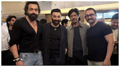 Shah Rukh Khan talks about son Aryan to Sunny Deol at 'Gadar 2' success bash