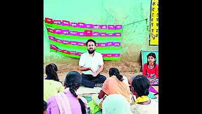 National award for 2 state teachers