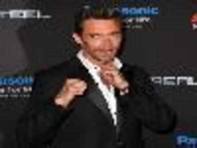 Hugh Jackman buys lottery tickets for crew