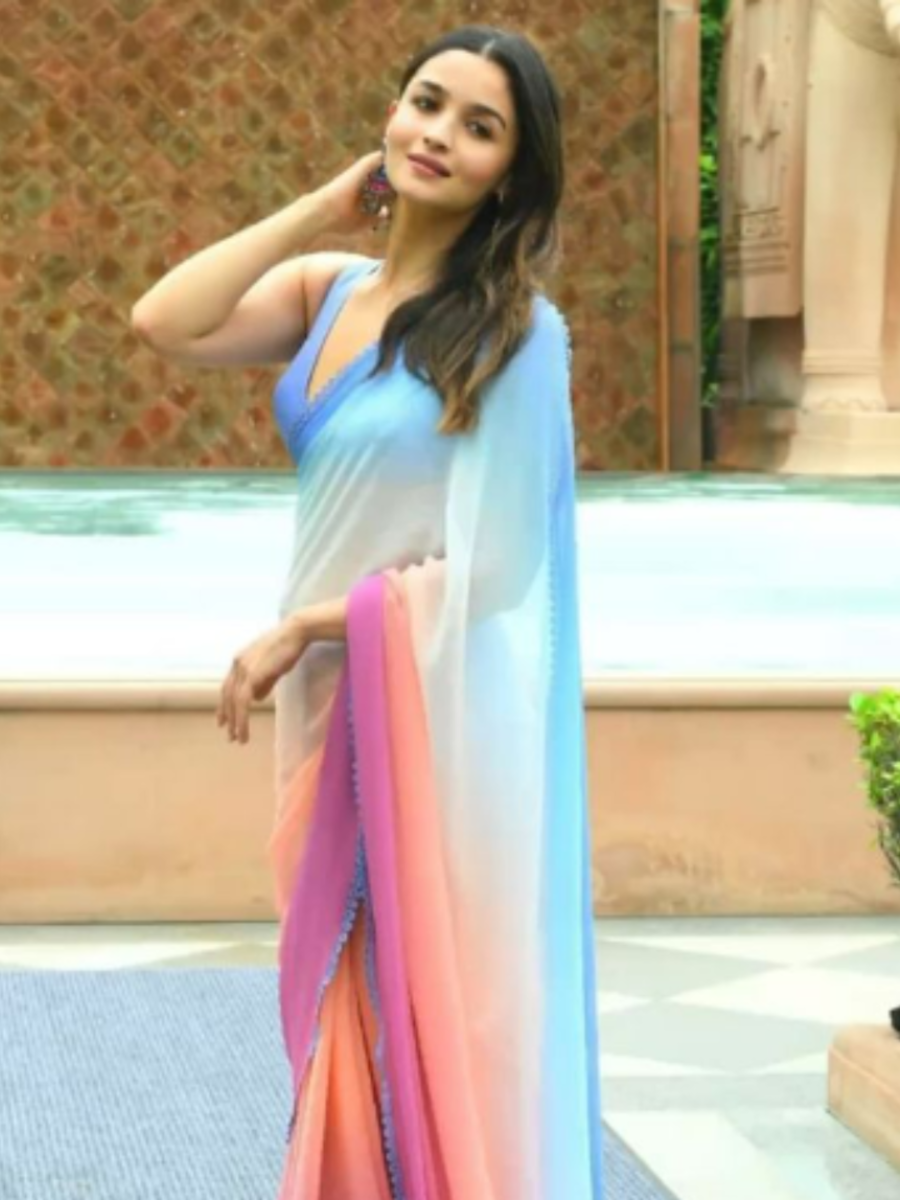 ​8 Sari Draping Styles To Look Slim