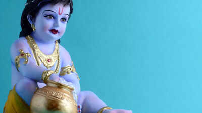 Happy Janmashtami 2023: Top 50 Wishes, Messages, Quotes and Greetings to share with with your loved ones