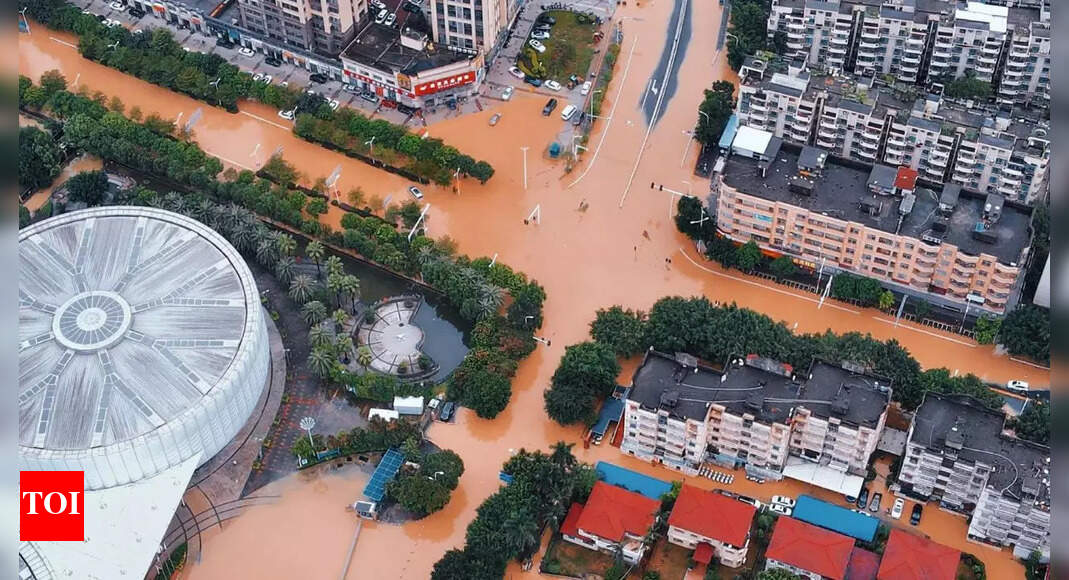 Typhoon Haikui: Remnants of Typhoon Haikui cause floods in southeastern ...