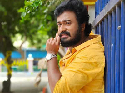 Paavam Ganesan actor Naveen Muralidhar to play the negative role in upcoming show 'Nee Naan Kadhal'