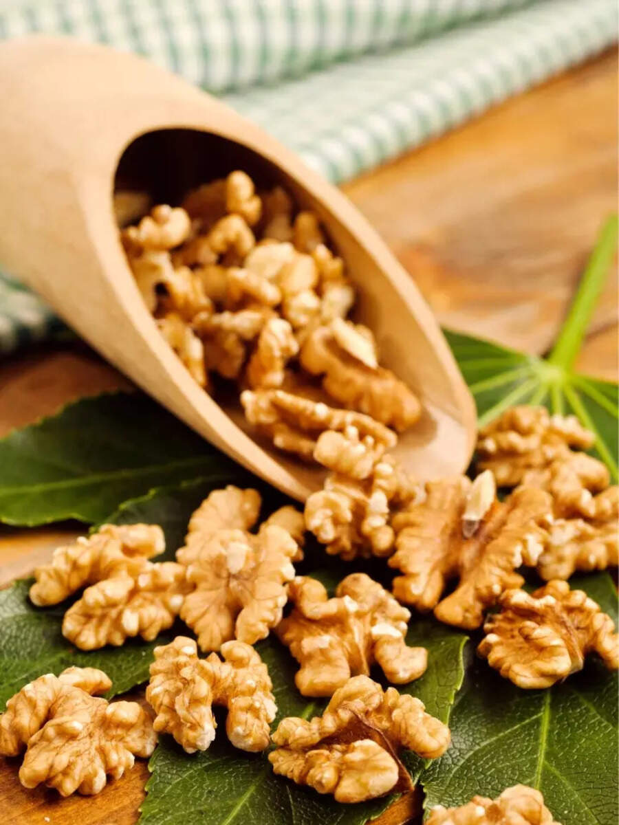 Health Benefits Walnuts 10 health benefits of eating walnuts and how