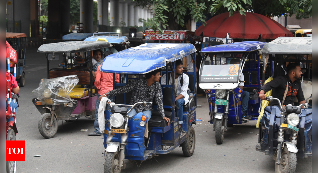 E-Rickshaw: Design, carrying capacity of e-ricks under scanner after accident claims two lives | India News