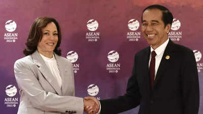 US, Chinese and Russian officials gather at ASEAN summit