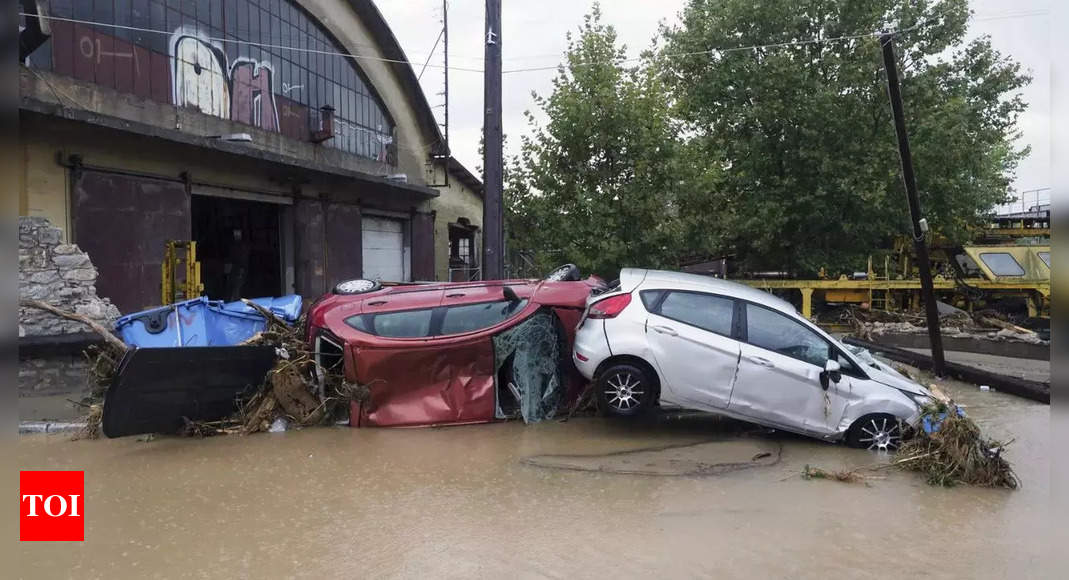 Le bilan des violentes tempêtes et inondations en Grèce, en Turquie et en Bulgarie s’élève à 14 morts.