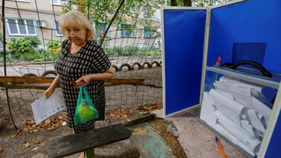 Russians vote in tightly controlled regional elections