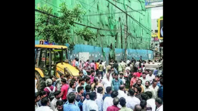 3 migrant workers die as Hyderabad building scaffolding caves in