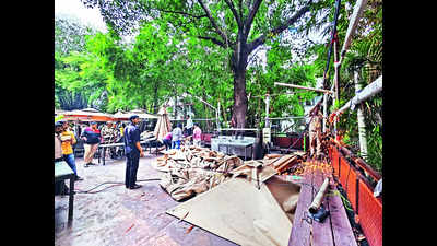PMC demolishes constructions over 5,200sqft in Shivajinagar
