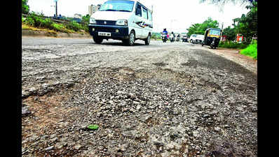 Filled 7,000 potholes, claims civic body; citizens doubtful