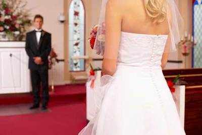 Why girls take time to say 'I do'