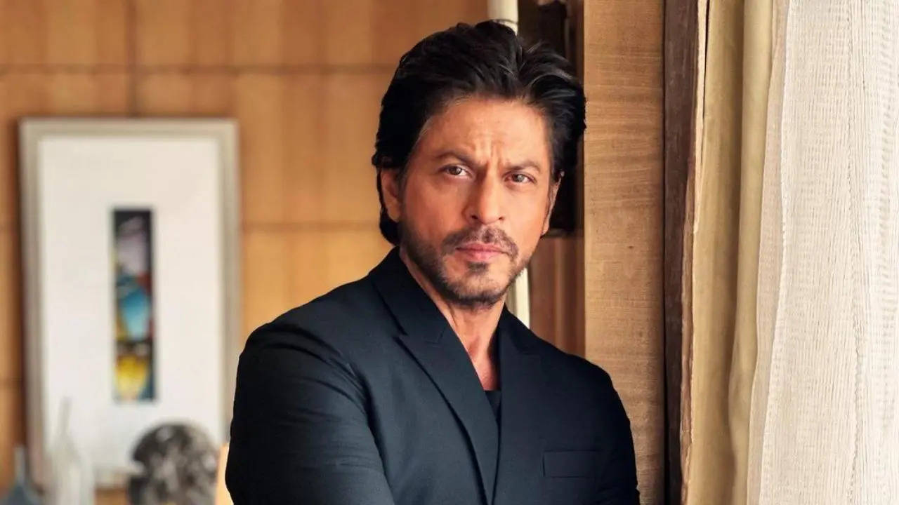 When SRK told underworld goons, ' Main Pathan Hoon' | Hindi Movie News - Times of India