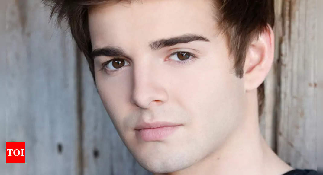 Jenna Davis Jack Griffo To Lead Indie Horror Stay At Home English