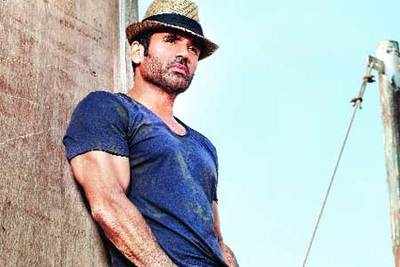 Aacting happened by chance, says Suniel Shetty
