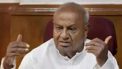 JD(S) firms up on BJP alliance, Deve Gowda says son Kumaraswamy will decide on seat sharing with PM Modi