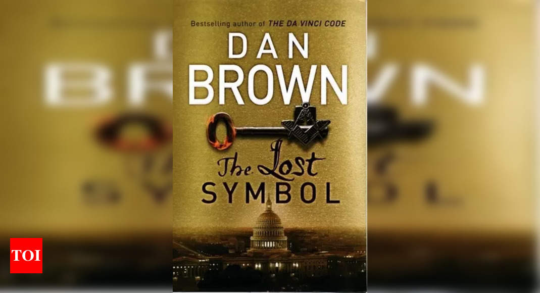 The Lost Symbol: First line paints the theme of enlightenment and