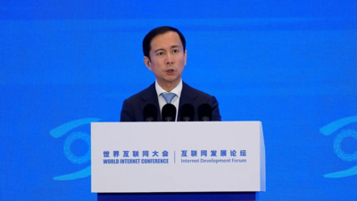 Alibaba ex-CEO Zhang quits co, Jack Ma's confidants take over
