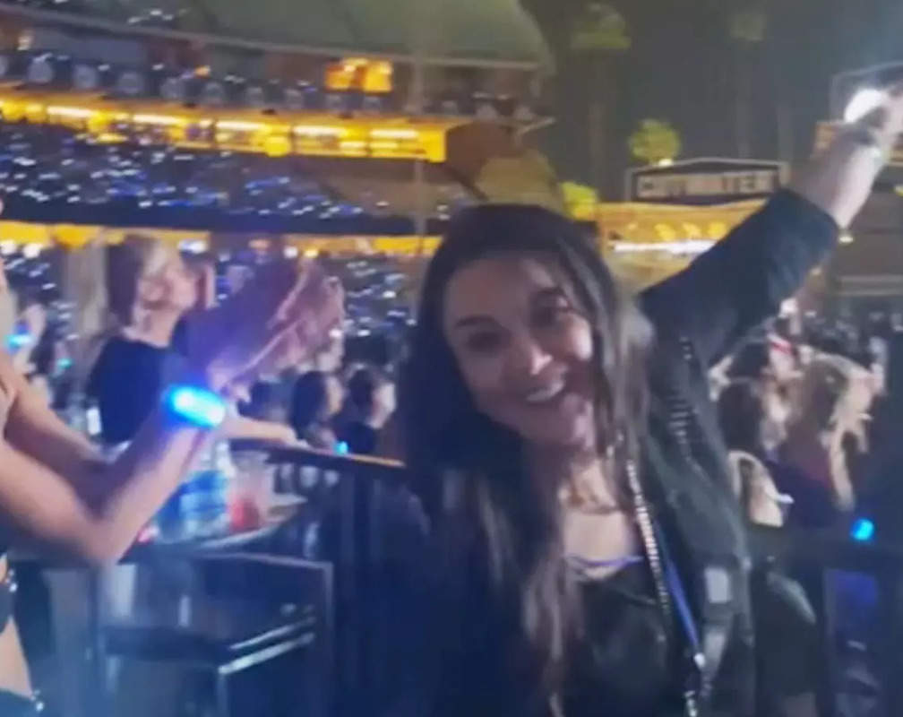 
Preity Zinta attends Jonas Brothers' concert with 'amazing host' Priyanka Chopra: 'Last night I officially became a fan'
