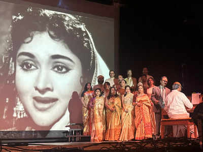 Hemanta, Lata, Sandhya came alive on stage in Debojyoti Mishra's musical theater on Salil Chowdhury in San Francisco