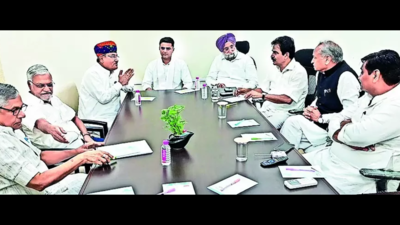 Cong core panel discusses roadmap for Raj elections