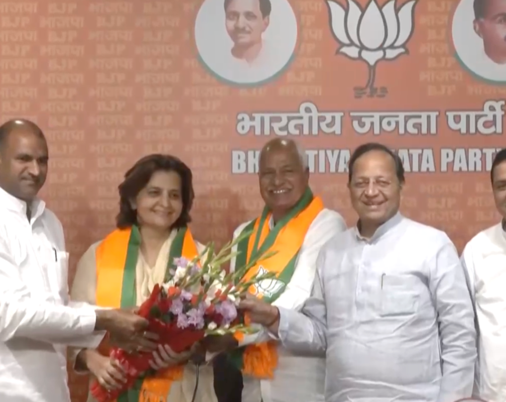 
Former Congress leaders Jyoti Mirdha, Sawai Singh Choudhary join BJP as 2024 elections near
