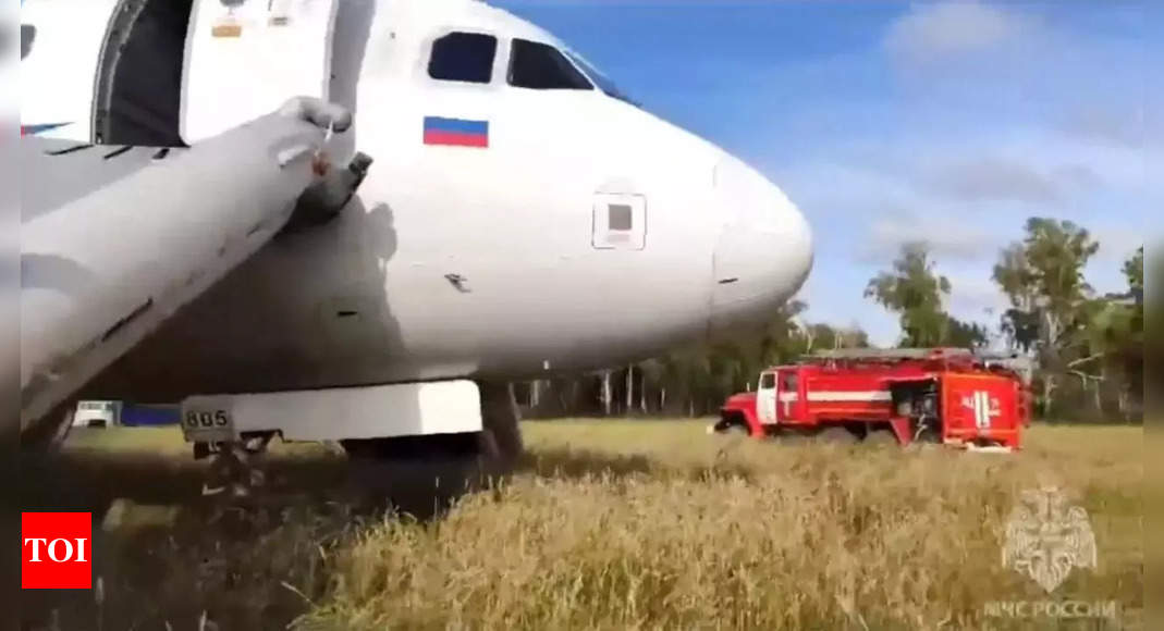 L’Airbus A320 russe effectue un atterrissage d’urgence sur un champ sibérien