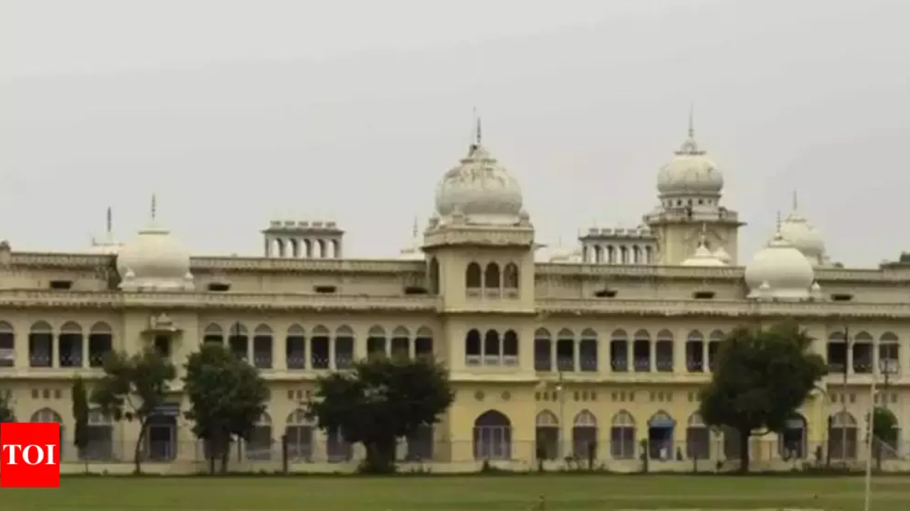 Lucknow University all set to offer dual and twinning degrees – Times of India