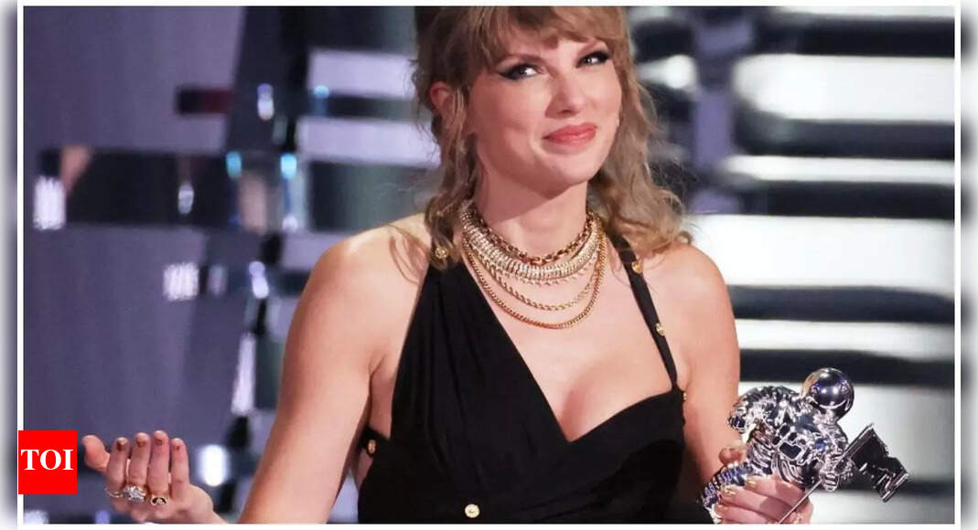 Taylor Swift racks up NINE trophies at MTV's Video Music Awards ...