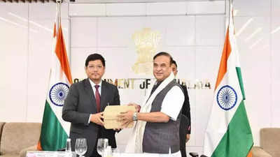 Assam CM Sarma discusses border dispute with his Meghalaya counterpart Conrad Sangma