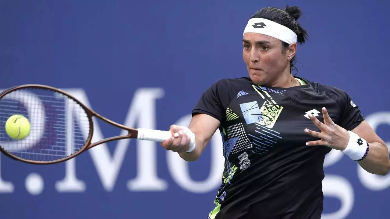 Top-seeded Ons Jabeur crashes out of WTA San Diego Open Tennis News